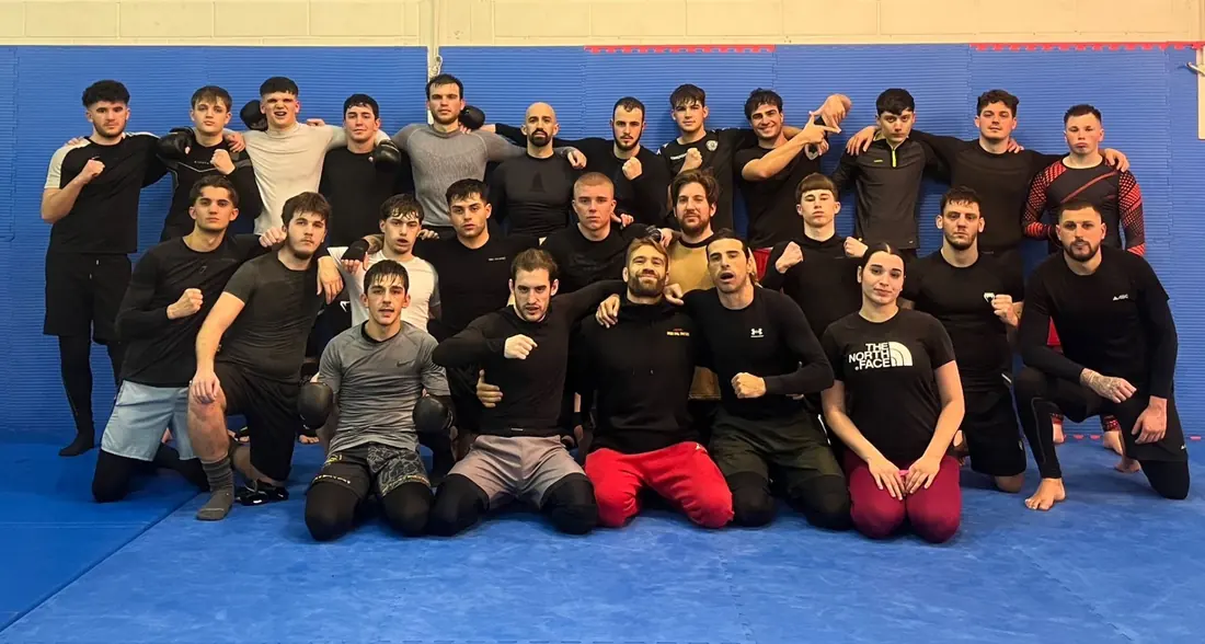 La squadra del Dojo del Drago riunita sul tatami